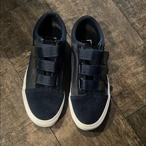 Old Skool V Surplus ‘Dress Blues'
Navy Blue
